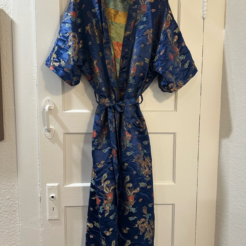 Vintage Blue Japanese Kimono with Embroidery